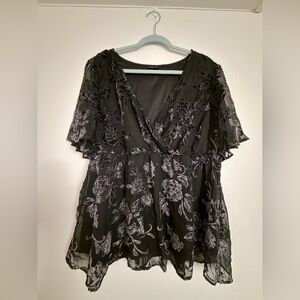 Torrid Floral Top Velvet Burnout Size 2 Whimsygoth Fairy Grundge Sheer Witchy